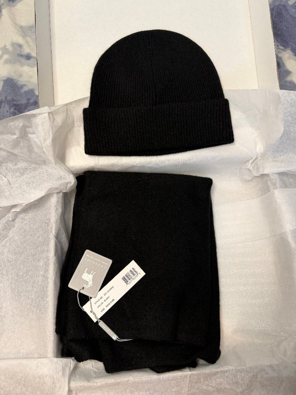 inCashmere Black Cashmere Hat & Scarf Set - New with Tags One Size
